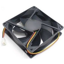 Gembird Вентилятор 80x80x15, втулка, 3 pin, провод 30 см (D8015SM-3) Gembird Вентилятор 80x80x15, втулка, 3 pin, провод 30 см (D8015SM-3)