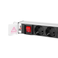 ЦМО Верт блок розеток Rem-16, 1 фаза 16A, выкл, 48 C13, 1420 мм, вх C20 IEC 320 R-16-48C13-V-1420